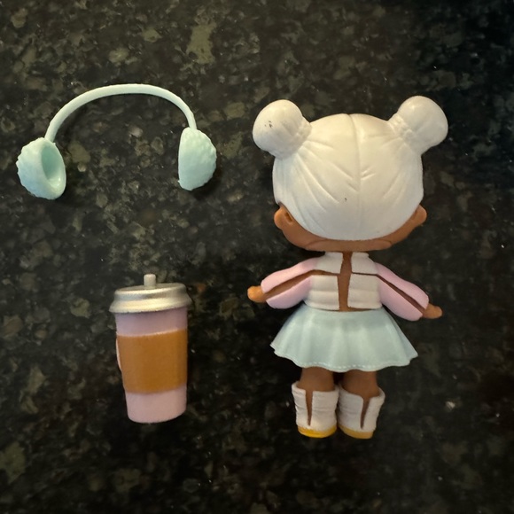 Snow angel lol doll - Picture 2 of 3